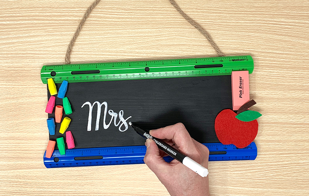 Teacher's Desk Sign - DIY@DG